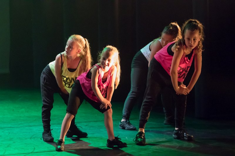 Streetdance C 359.jpg